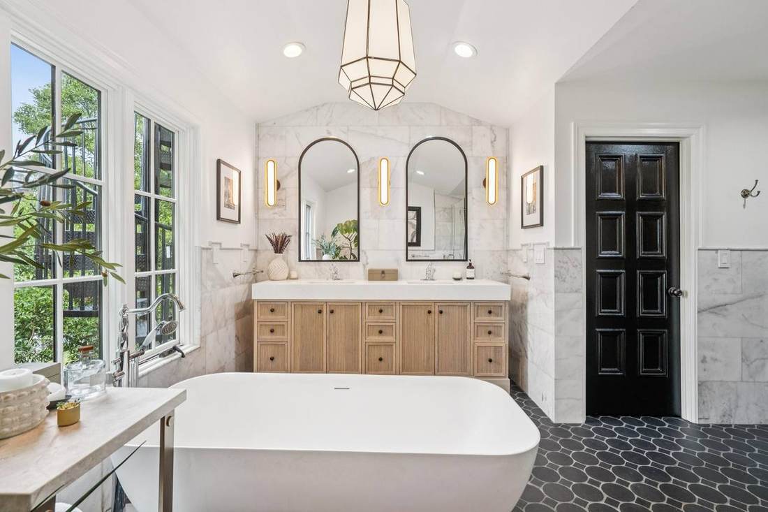 GoWest staging interior